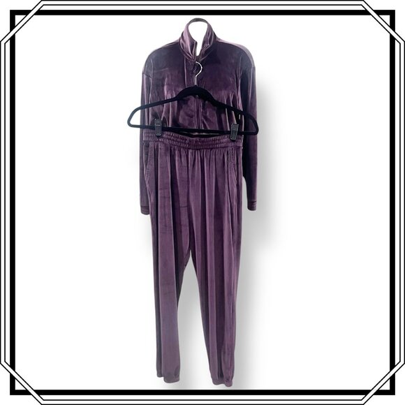 ๐SOLD๐VICTORIA'S SECRECY Velour Track Suit / Crop Jacket & Jogger Pants - Both S - Picture 2 of 11